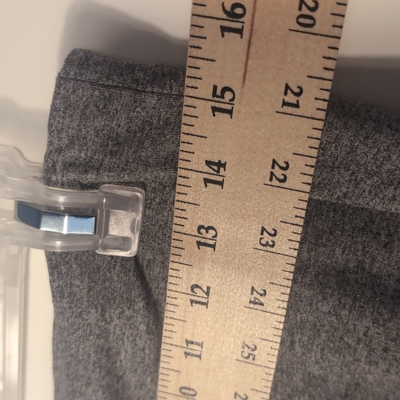 Danskin Gray Activewear Leggings Size Large - Picture 10 of 11